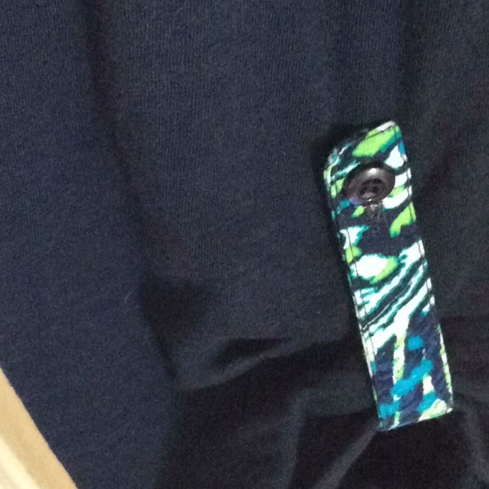 Tunic - Picture 3 of 3